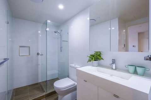 Sofun Apartment On Vulture St - Casino Accommodation 5