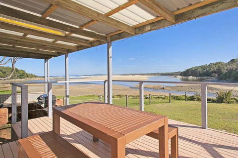 Lobster Cottage Sawtell NSW - Victoria Tourism 6