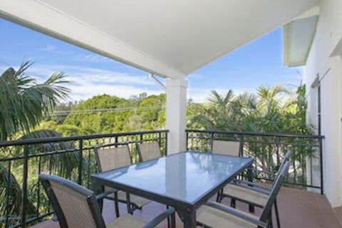 1 / 17 22nd Ave Sawtell NSW - Holiday Melbourne 0