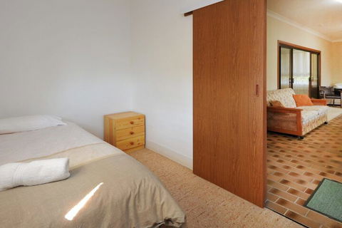 Rose Cottage Sawtell NSW - Victoria Tourism 4