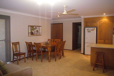Sunnyside Sawtell NSW - YWait Travel 4