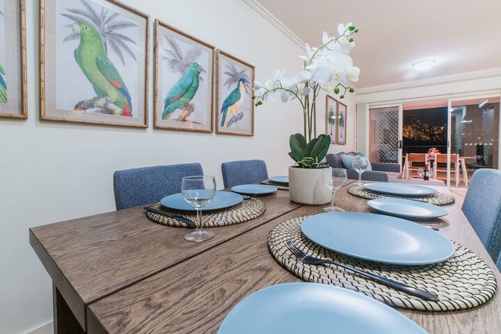 Absolute Riverfront One Bedroom Apartment - thumb 6