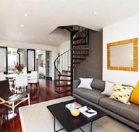 Spacious City 2 BR House Fit 6 PP - Hobart Tourism