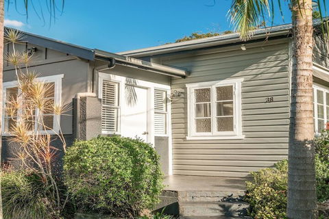 Your Luxury Escape - Alkira - Accommodation Broken Hill 1