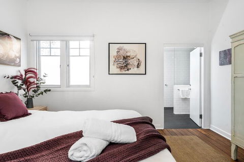 Your Luxury Escape - Alkira - Accommodation Broken Hill 4