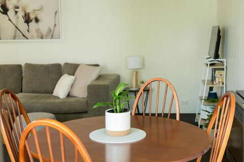 Two Bedroom Gem Short Drive To MONA - Accommodation Australia 5