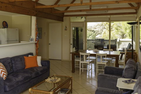 Tranquillity On Riverview 33 Riverview Drive - Accommodation Directory 5
