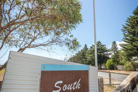 South Shores Yellowfin Villa 95 South Shores Normanville - Accommodation Directory 1