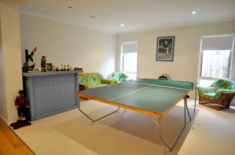 THE Haven Surf Side - Accommodation Hamilton Island 1
