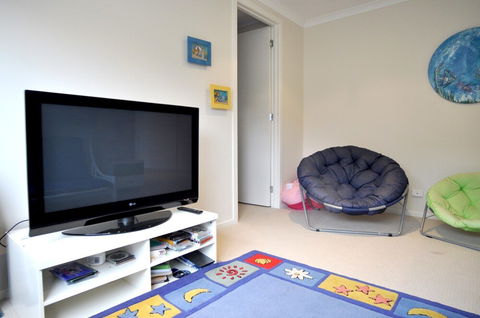 THE Haven Surf Side - Accommodation Hamilton Island 6