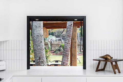 A PERFECT STAY - 3 Salty Sisters - Whitsundays Tourism 7
