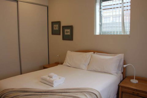 Bondi Beach Apartment Wifi & Netflix - Brisbane Tourism 7