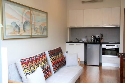 Bondi Beach Apartment Wifi & Netflix - Brisbane Tourism 3