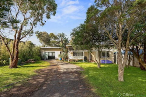 11 Findlay Street - Yamba Accommodation 0