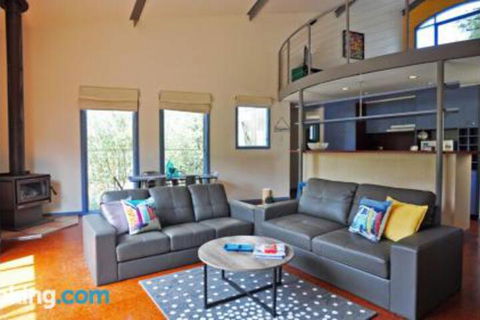 Surf Sounds Free Wifi PET Friendly Surf Side! - Northern Rivers Accommodation 5
