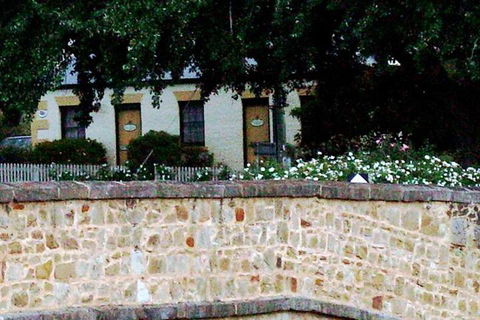 Sargeants & Armoury Cottages 1823 - Accommodation Directory 4
