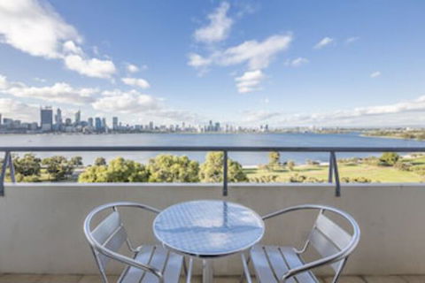 High Tor Apartment 104 - Accommodation Sydney 0