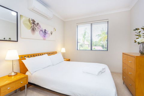 Coode Street Townhouse - Accommodation Sydney 3