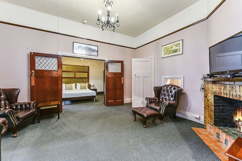 Wyatt Guest House - Tourism Townsville 5