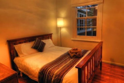 Lake Leake Inn - Holiday Melbourne 4