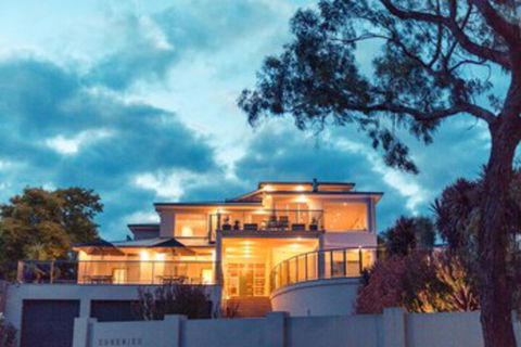Eugenies Luxury Accommodation - Accommodation Ballina 0