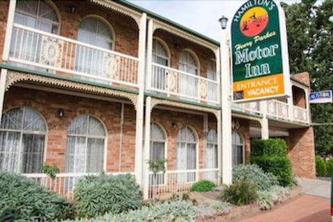 Hamilton's Henry Parkes Motor Inn, Parkes - Accommodation VIC 0