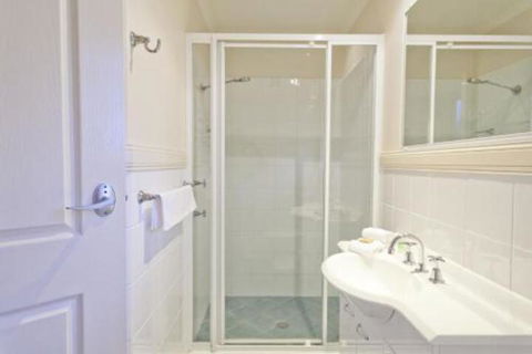 Aqualuna Beach Resort Unit 25 - Holiday Melbourne 6