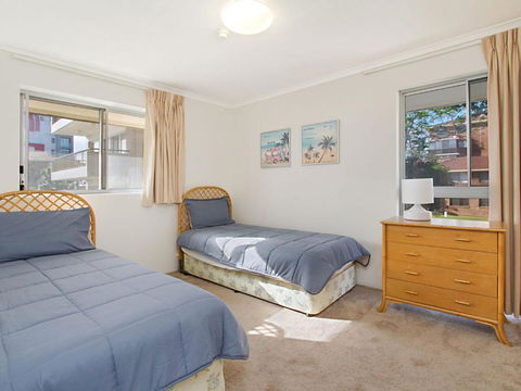 Border Terrace Unit 13 Large Apartment Walk To Beaches & Clubs - Accommodation Australia 2