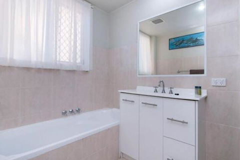 River Haven Unit 1 Absolute Tweed River Frontage - Bundaberg Accommodation 4