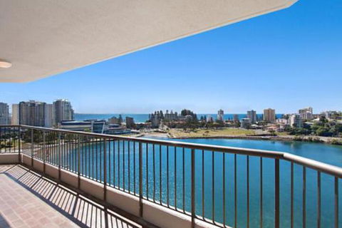 Seascape Unit 1402 Great Location & Amazing Water Views - Wagga Wagga Accommodation 0