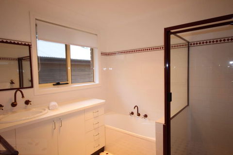 Highland View - Maitland Accommodation 4