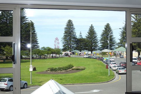 Hotel Victor - WA Accommodation 6
