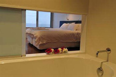 The Ocean Retreat - Accommodation QLD 1