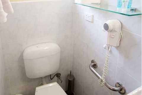 Sanctuary House Resort Motel - Accommodation Redcliffe 5