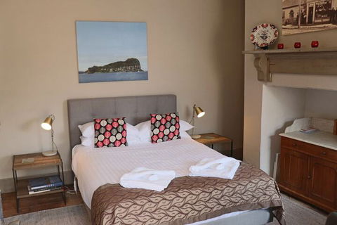 Robinson Cottage - Kingaroy Accommodation 6