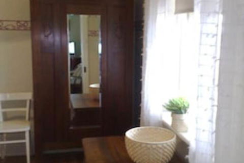 Charlie Bates Cottage - Accommodation QLD 7