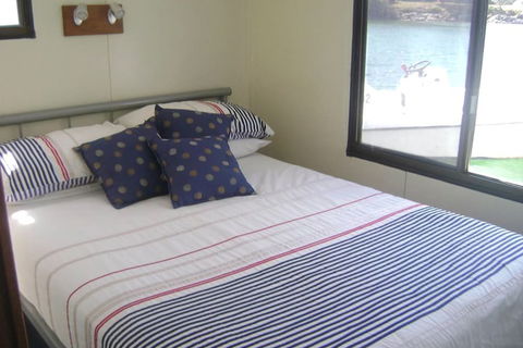 Boyds Bay Houseboat Holidays - Accommodation Ballina 6