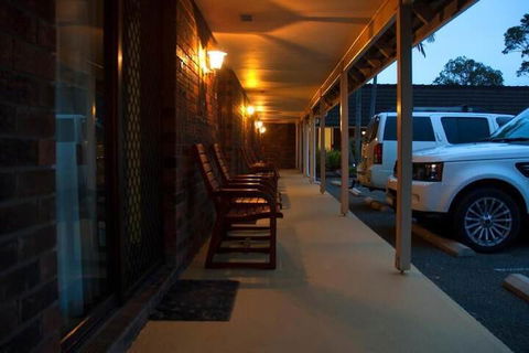Karuah Motor Inn - Accommodation Ballina 1