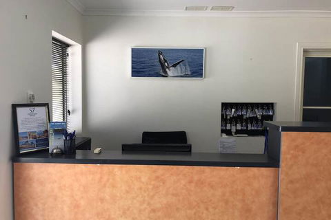 Hervey Bay Motel - Holiday Jervis Bay 4