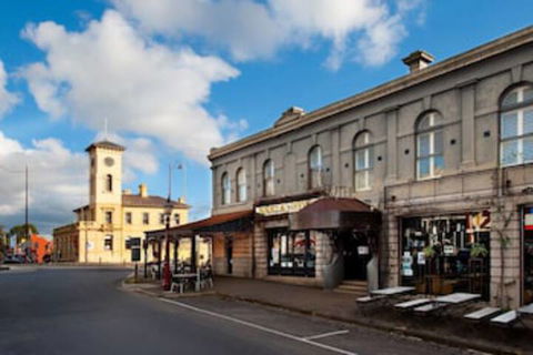 Hotel Frangos - WA Accommodation 0