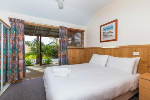 Batemans Bay Marina Resort - New South Wales Tourism  3