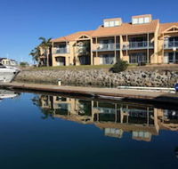 The Marina Hotel - Holiday Jervis Bay