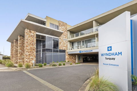 Wyndham Resort Torquay - Whitsundays Tourism 1