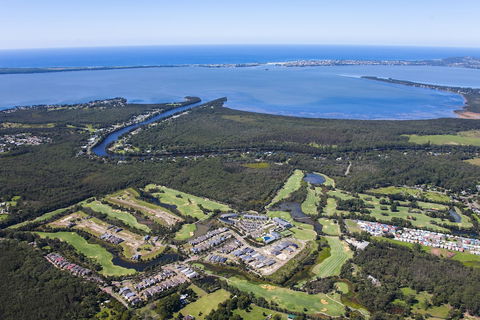 Mercure Kooindah Waters Central Coast - Holiday Sydney 2