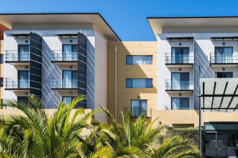 The Woden Hotel - Holiday Melbourne 4