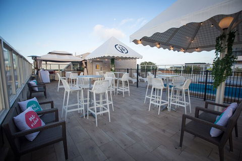 Gladstone Reef Hotel Motel - Accommodation Sydney 3