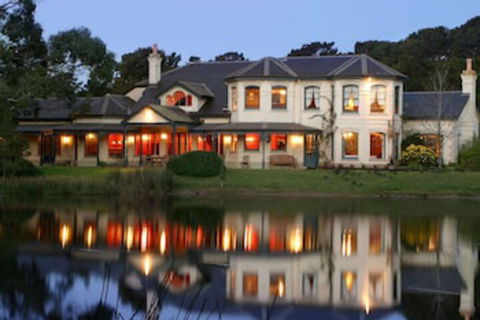 Woodman Estate - Luxury Country House Restaurant & Spa - Holiday Melbourne 0