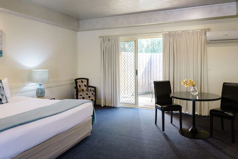 Fairways Resort - Accommodation Newcastle 3