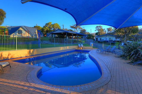 Beach Cabins Merimbula - Hervey Bay Accommodation 6