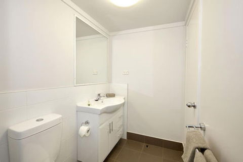 Seasons Hotel Newman - Holiday Melbourne 7